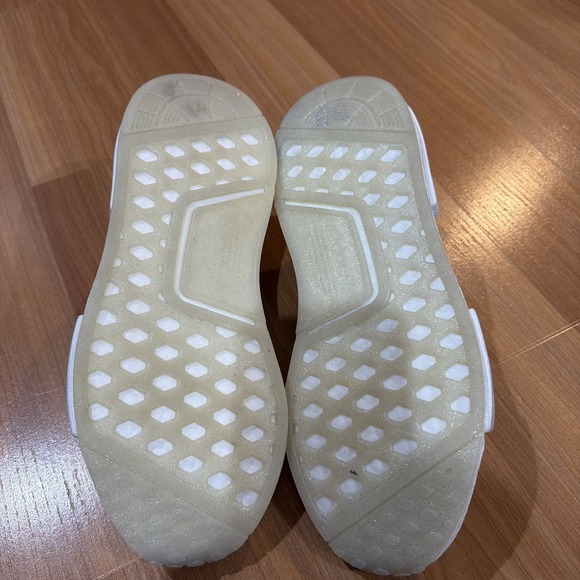 Adidas NMD R1 Shoes White Boost Sneakers Size 8.5 Mens Athletic Casual Running - Picture 5 of 7